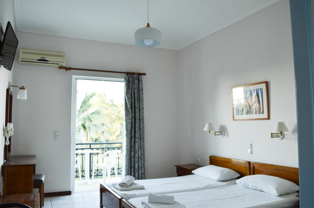 Paradise Beach Apartments 阿凯松 外观 照片